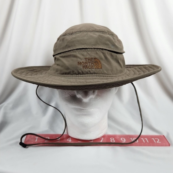 The North Face Bucket Hat Hiking Sun Khaki Nylon Adjustable Chin Strap&Fit - Picture 1 of 11